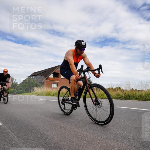 31.08.2025 - Elbe Triathlon Hamburg Michael Burmester http://msf.ph/oto/8660906 31.08.2025 15:44:24 Radfahren  meine-sportfotos.de