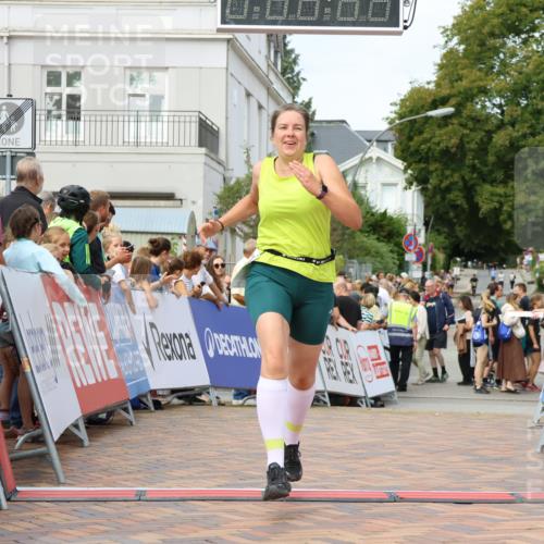 31.08.2025 - 21. Blankeneser Heldenlauf Strokosch-Dieckow http://msf.ph/oto/8660914 31.08.2025 11:29:07 Ziel 3215 meine-sportfotos.de