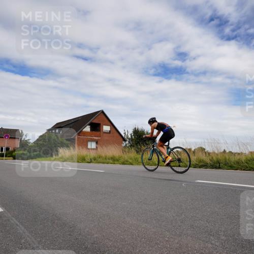 31.08.2025 - Elbe Triathlon Hamburg Michael Burmester http://msf.ph/oto/8660924 31.08.2025 15:45:29 Radfahren  meine-sportfotos.de
