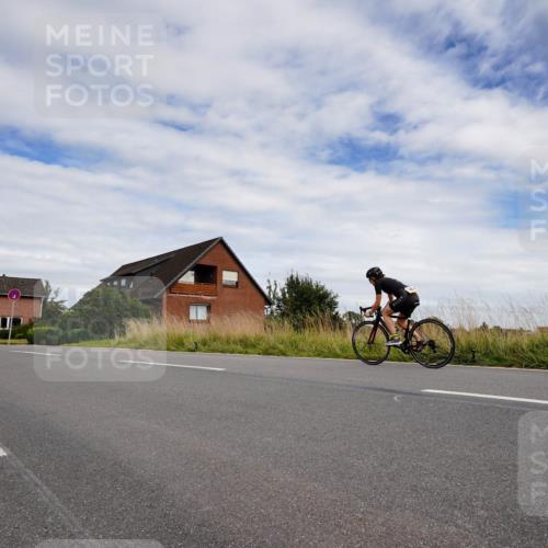 31.08.2025 - Elbe Triathlon Hamburg Michael Burmester http://msf.ph/oto/8660927 31.08.2025 15:45:36 Radfahren  meine-sportfotos.de
