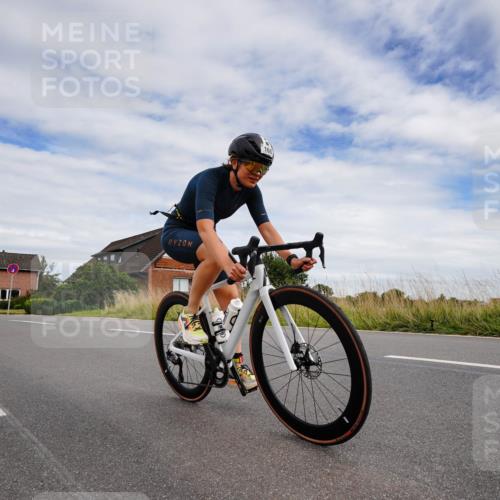 31.08.2025 - Elbe Triathlon Hamburg Michael Burmester http://msf.ph/oto/8660935 31.08.2025 15:46:01 Radfahren  meine-sportfotos.de