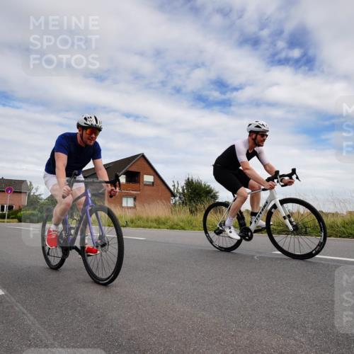 31.08.2025 - Elbe Triathlon Hamburg Michael Burmester http://msf.ph/oto/8660946 31.08.2025 15:47:08 Radfahren  meine-sportfotos.de