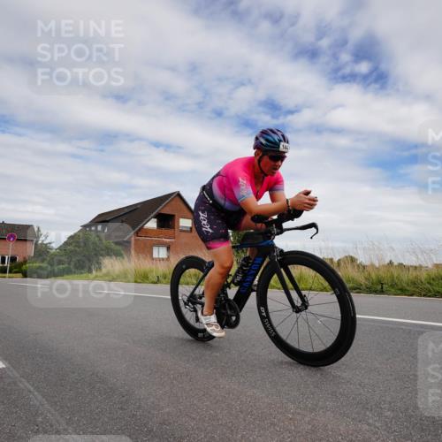 31.08.2025 - Elbe Triathlon Hamburg Michael Burmester http://msf.ph/oto/8660948 31.08.2025 15:47:17 Radfahren  meine-sportfotos.de