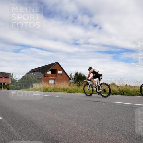 31.08.2025 - Elbe Triathlon Hamburg Michael Burmester http://msf.ph/oto/8661001 31.08.2025 15:49:46 Radfahren  meine-sportfotos.de