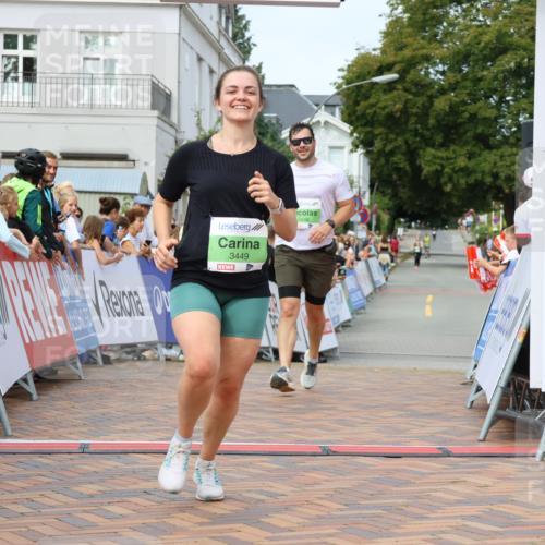 31.08.2025 - 21. Blankeneser Heldenlauf Strokosch-Dieckow http://msf.ph/oto/8661049 31.08.2025 11:28:19 Ziel 3449, 3448 meine-sportfotos.de