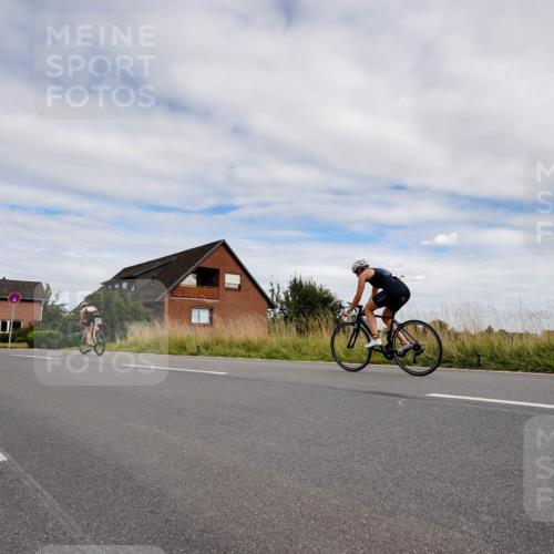 31.08.2025 - Elbe Triathlon Hamburg Michael Burmester http://msf.ph/oto/8661082 31.08.2025 15:54:20 Radfahren  meine-sportfotos.de
