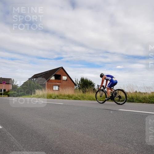 31.08.2025 - Elbe Triathlon Hamburg Michael Burmester http://msf.ph/oto/8661094 31.08.2025 15:54:52 Radfahren  meine-sportfotos.de