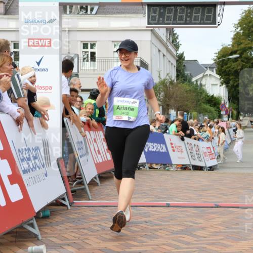 31.08.2025 - 21. Blankeneser Heldenlauf Strokosch-Dieckow http://msf.ph/oto/8661112 31.08.2025 11:27:47 Ziel 3402 meine-sportfotos.de