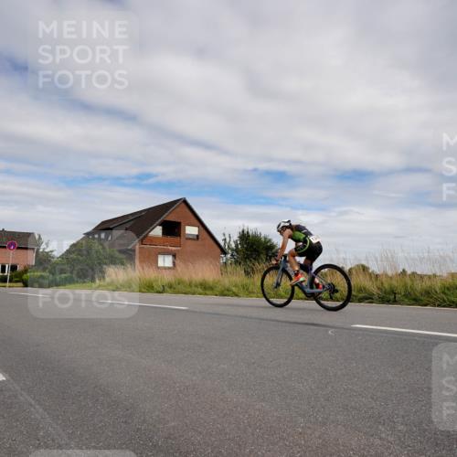 31.08.2025 - Elbe Triathlon Hamburg Michael Burmester http://msf.ph/oto/8661146 31.08.2025 15:57:18 Radfahren  meine-sportfotos.de