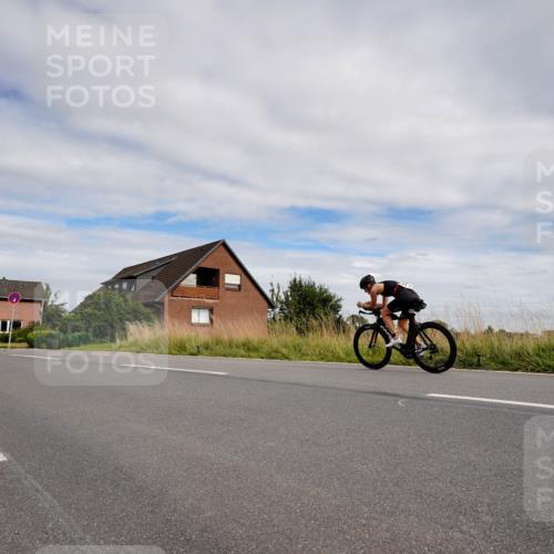 31.08.2025 - Elbe Triathlon Hamburg Michael Burmester http://msf.ph/oto/8661159 31.08.2025 15:58:15 Radfahren  meine-sportfotos.de