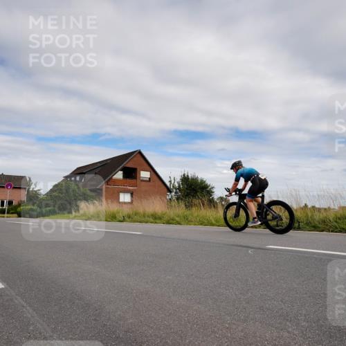31.08.2025 - Elbe Triathlon Hamburg Michael Burmester http://msf.ph/oto/8661172 31.08.2025 15:58:53 Radfahren  meine-sportfotos.de