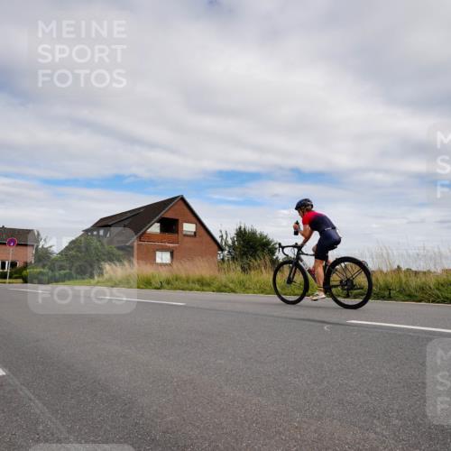 31.08.2025 - Elbe Triathlon Hamburg Michael Burmester http://msf.ph/oto/8661194 31.08.2025 15:59:31 Radfahren  meine-sportfotos.de