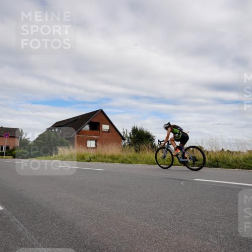 31.08.2025 - Elbe Triathlon Hamburg Michael Burmester http://msf.ph/oto/8661255 31.08.2025 16:01:49 Radfahren  meine-sportfotos.de