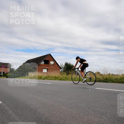 31.08.2025 - Elbe Triathlon Hamburg Michael Burmester http://msf.ph/oto/8661260 31.08.2025 16:01:57 Radfahren  meine-sportfotos.de