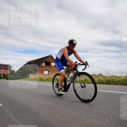 31.08.2025 - Elbe Triathlon Hamburg Michael Burmester http://msf.ph/oto/8661277 31.08.2025 16:02:34 Radfahren  meine-sportfotos.de
