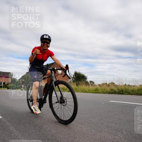 31.08.2025 - Elbe Triathlon Hamburg Michael Burmester http://msf.ph/oto/8661286 31.08.2025 16:02:40 Radfahren  meine-sportfotos.de