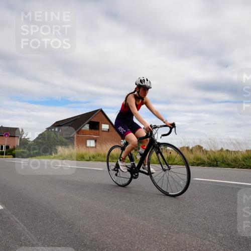 31.08.2025 - Elbe Triathlon Hamburg Michael Burmester http://msf.ph/oto/8661293 31.08.2025 16:02:56 Radfahren  meine-sportfotos.de