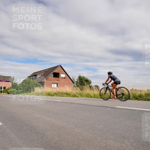 31.08.2025 - Elbe Triathlon Hamburg Michael Burmester http://msf.ph/oto/8661302 31.08.2025 16:03:52 Radfahren  meine-sportfotos.de