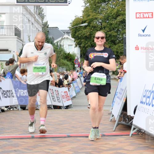 31.08.2025 - 21. Blankeneser Heldenlauf Strokosch-Dieckow http://msf.ph/oto/8661343 31.08.2025 11:23:55 Ziel 3039, 3493, 3337, 3307 meine-sportfotos.de