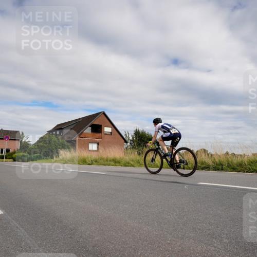 31.08.2025 - Elbe Triathlon Hamburg Michael Burmester http://msf.ph/oto/8661370 31.08.2025 16:06:06 Radfahren  meine-sportfotos.de
