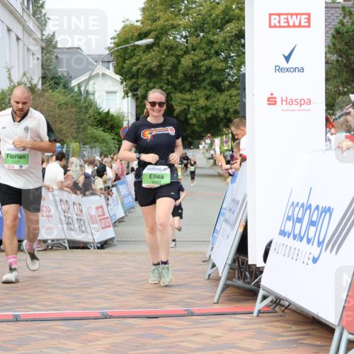 31.08.2025 - 21. Blankeneser Heldenlauf Strokosch-Dieckow http://msf.ph/oto/8661376 31.08.2025 11:23:54 Ziel 3039, 3493, 3337, 3307 meine-sportfotos.de