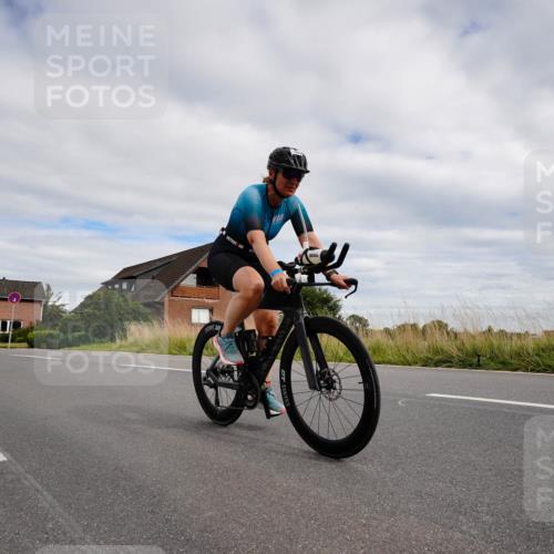 31.08.2025 - Elbe Triathlon Hamburg Michael Burmester http://msf.ph/oto/8661389 31.08.2025 16:06:50 Radfahren  meine-sportfotos.de
