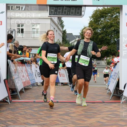 31.08.2025 - 21. Blankeneser Heldenlauf Strokosch-Dieckow http://msf.ph/oto/8661405 31.08.2025 11:26:03 Ziel 3597, 3596, 3060, 3043, 3434, 3667 meine-sportfotos.de