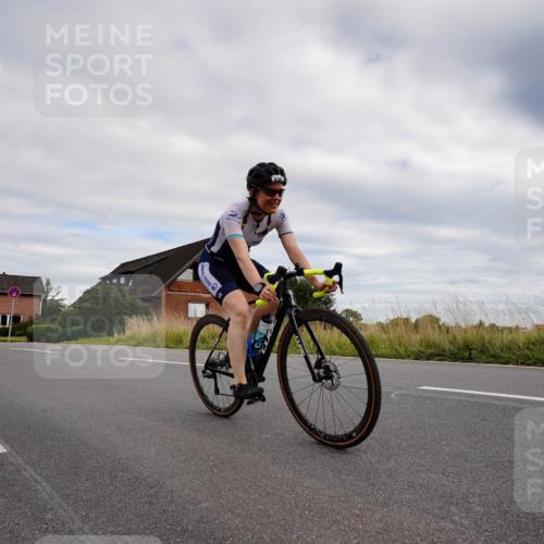 31.08.2025 - Elbe Triathlon Hamburg Michael Burmester http://msf.ph/oto/8661454 31.08.2025 16:08:47 Radfahren  meine-sportfotos.de