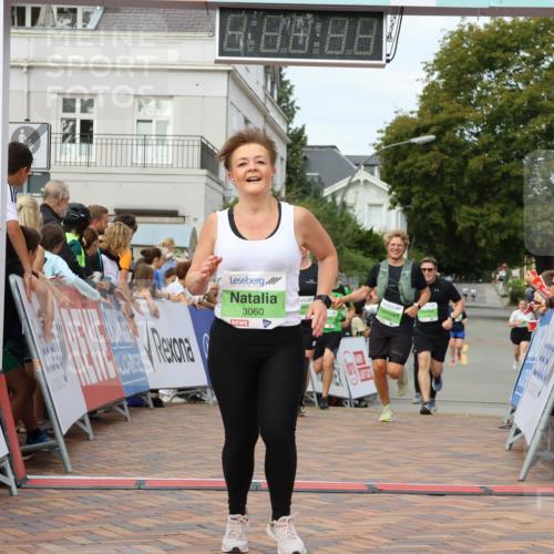 31.08.2025 - 21. Blankeneser Heldenlauf Strokosch-Dieckow http://msf.ph/oto/8661481 31.08.2025 11:26:00 Ziel 3597, 3596, 3060, 3043, 3434 meine-sportfotos.de