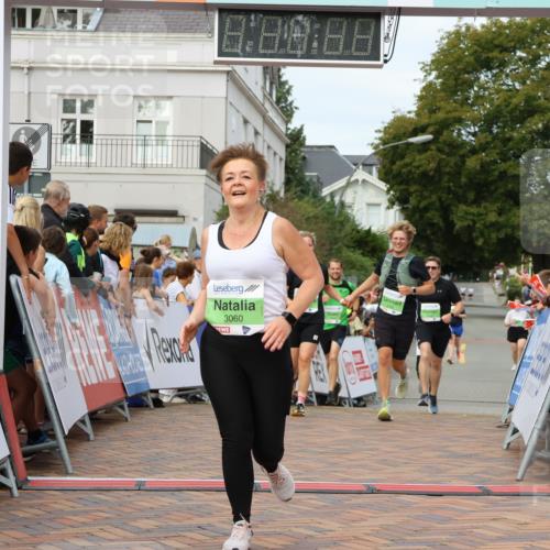 31.08.2025 - 21. Blankeneser Heldenlauf Strokosch-Dieckow http://msf.ph/oto/8661499 31.08.2025 11:26:00 Ziel 3597, 3596, 3060, 3043, 3434 meine-sportfotos.de