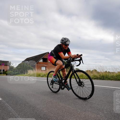 31.08.2025 - Elbe Triathlon Hamburg Michael Burmester http://msf.ph/oto/8661518 31.08.2025 16:10:30 Radfahren  meine-sportfotos.de