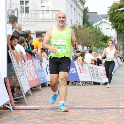 31.08.2025 - 21. Blankeneser Heldenlauf Strokosch-Dieckow http://msf.ph/oto/8661550 31.08.2025 11:23:48 Ziel 3039, 3307 meine-sportfotos.de