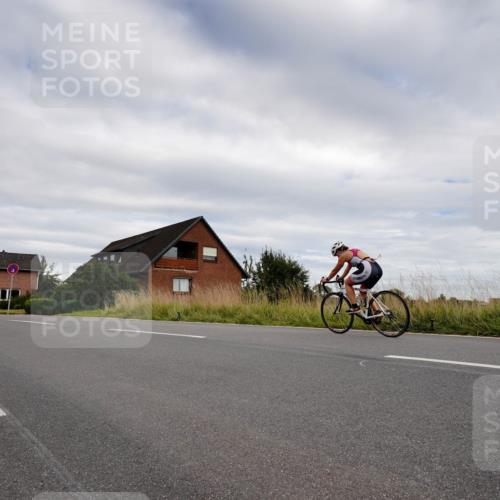 31.08.2025 - Elbe Triathlon Hamburg Michael Burmester http://msf.ph/oto/8661640 31.08.2025 16:14:10 Radfahren  meine-sportfotos.de