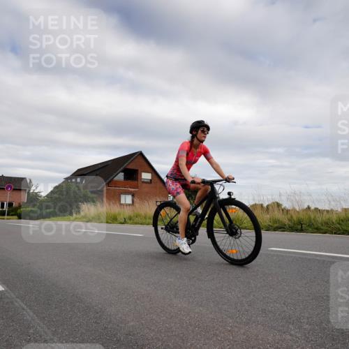 31.08.2025 - Elbe Triathlon Hamburg Michael Burmester http://msf.ph/oto/8661653 31.08.2025 16:14:45 Radfahren  meine-sportfotos.de