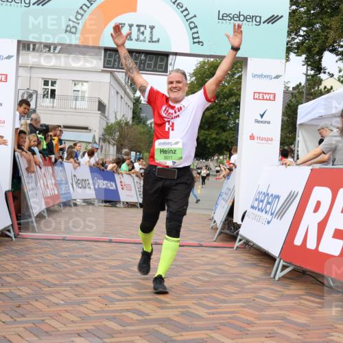 31.08.2025 - 21. Blankeneser Heldenlauf Strokosch-Dieckow http://msf.ph/oto/8661655 31.08.2025 11:25:43 Ziel 3511 meine-sportfotos.de