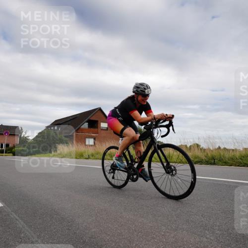 31.08.2025 - Elbe Triathlon Hamburg Michael Burmester http://msf.ph/oto/8661658 31.08.2025 16:15:13 Radfahren  meine-sportfotos.de
