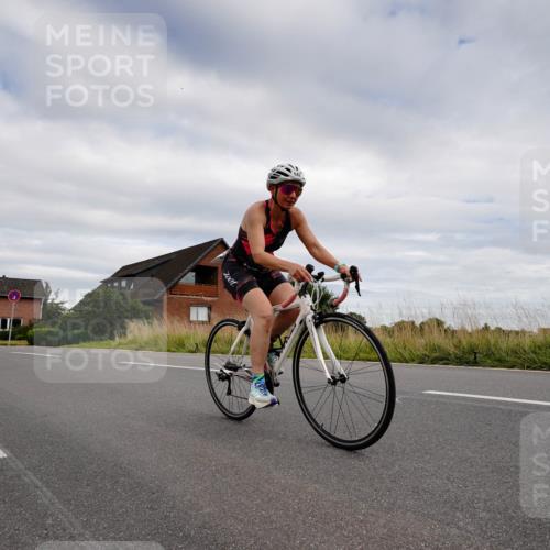 31.08.2025 - Elbe Triathlon Hamburg Michael Burmester http://msf.ph/oto/8661672 31.08.2025 16:15:26 Radfahren  meine-sportfotos.de