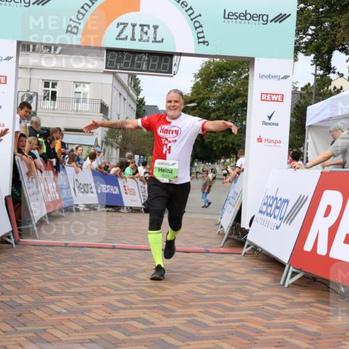 31.08.2025 - 21. Blankeneser Heldenlauf Strokosch-Dieckow http://msf.ph/oto/8661706 31.08.2025 11:25:43 Ziel 3511 meine-sportfotos.de