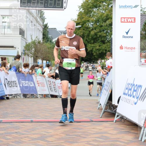31.08.2025 - 21. Blankeneser Heldenlauf Strokosch-Dieckow http://msf.ph/oto/8661711 31.08.2025 11:23:27 Ziel 3547, 3271 meine-sportfotos.de