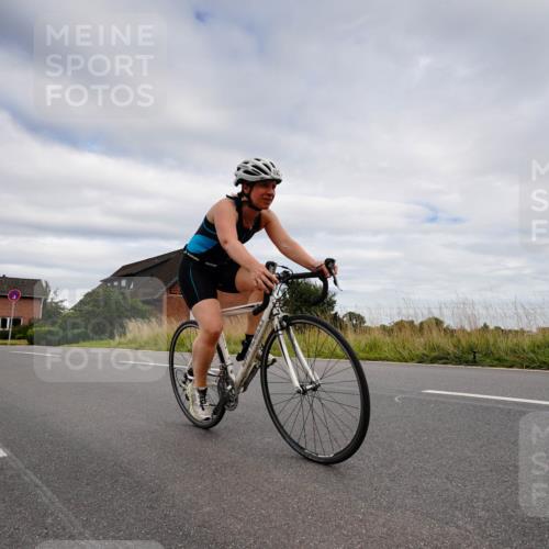 31.08.2025 - Elbe Triathlon Hamburg Michael Burmester http://msf.ph/oto/8661767 31.08.2025 16:18:52 Radfahren  meine-sportfotos.de
