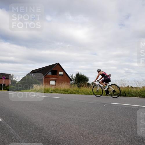 31.08.2025 - Elbe Triathlon Hamburg Michael Burmester http://msf.ph/oto/8661845 31.08.2025 16:22:34 Radfahren  meine-sportfotos.de