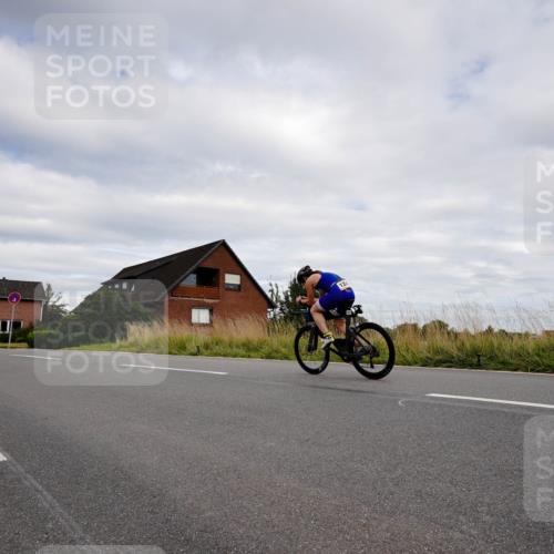 31.08.2025 - Elbe Triathlon Hamburg Michael Burmester http://msf.ph/oto/8661849 31.08.2025 16:22:46 Radfahren  meine-sportfotos.de