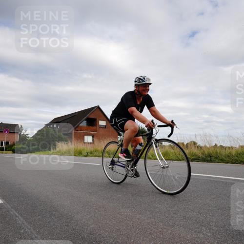 31.08.2025 - Elbe Triathlon Hamburg Michael Burmester http://msf.ph/oto/8661867 31.08.2025 16:23:53 Radfahren  meine-sportfotos.de