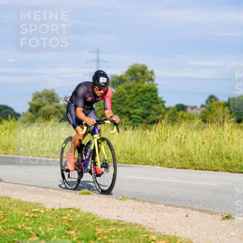 31.08.2025 - Elbe Triathlon Hamburg Michael Burmester http://msf.ph/oto/8661874 31.08.2025 09:04:31 Radfahren 244 meine-sportfotos.de