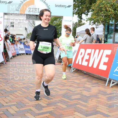 31.08.2025 - 21. Blankeneser Heldenlauf Strokosch-Dieckow http://msf.ph/oto/8661887 31.08.2025 11:23:10 Ziel 3050, 3213, 3114 meine-sportfotos.de