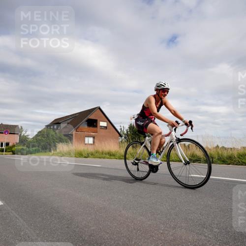 31.08.2025 - Elbe Triathlon Hamburg Michael Burmester http://msf.ph/oto/8661890 31.08.2025 16:25:20 Radfahren  meine-sportfotos.de