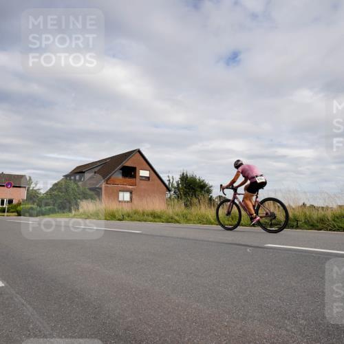 31.08.2025 - Elbe Triathlon Hamburg Michael Burmester http://msf.ph/oto/8661895 31.08.2025 16:25:43 Radfahren  meine-sportfotos.de
