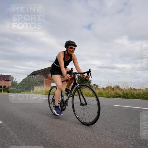 31.08.2025 - Elbe Triathlon Hamburg Michael Burmester http://msf.ph/oto/8661899 31.08.2025 16:27:02 Radfahren  meine-sportfotos.de