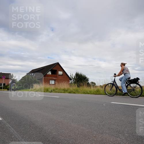 31.08.2025 - Elbe Triathlon Hamburg Michael Burmester http://msf.ph/oto/8661945 31.08.2025 16:31:48 Radfahren  meine-sportfotos.de