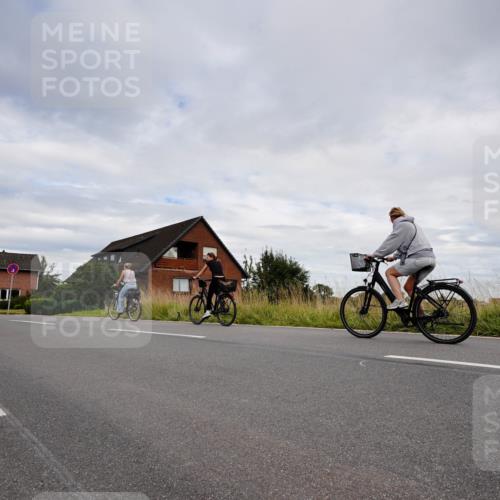 31.08.2025 - Elbe Triathlon Hamburg Michael Burmester http://msf.ph/oto/8661958 31.08.2025 16:31:50 Radfahren  meine-sportfotos.de